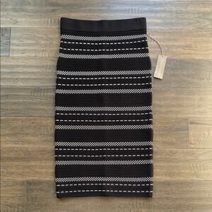 NEW YORK & COMPANY MIDI Pencil Skirt Womens Sz Small Black White Ribbed Stripe